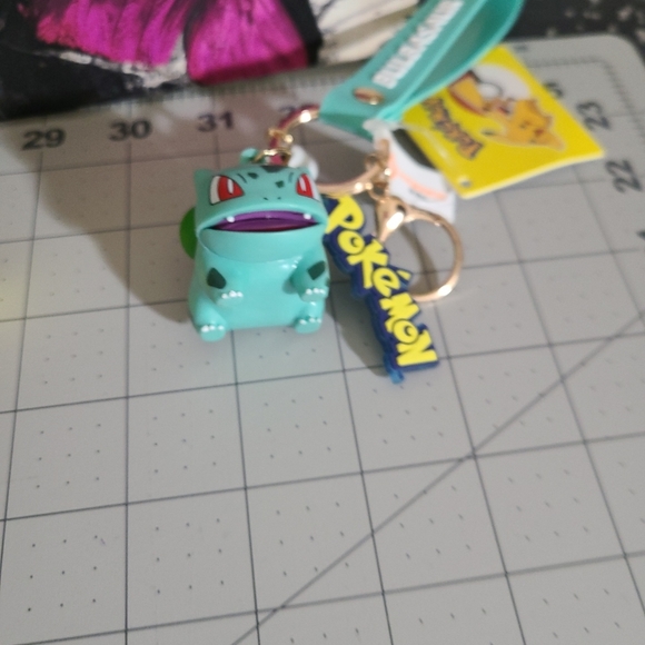 New Pokemon fashion keychain sold separately - Picture 4 of 5